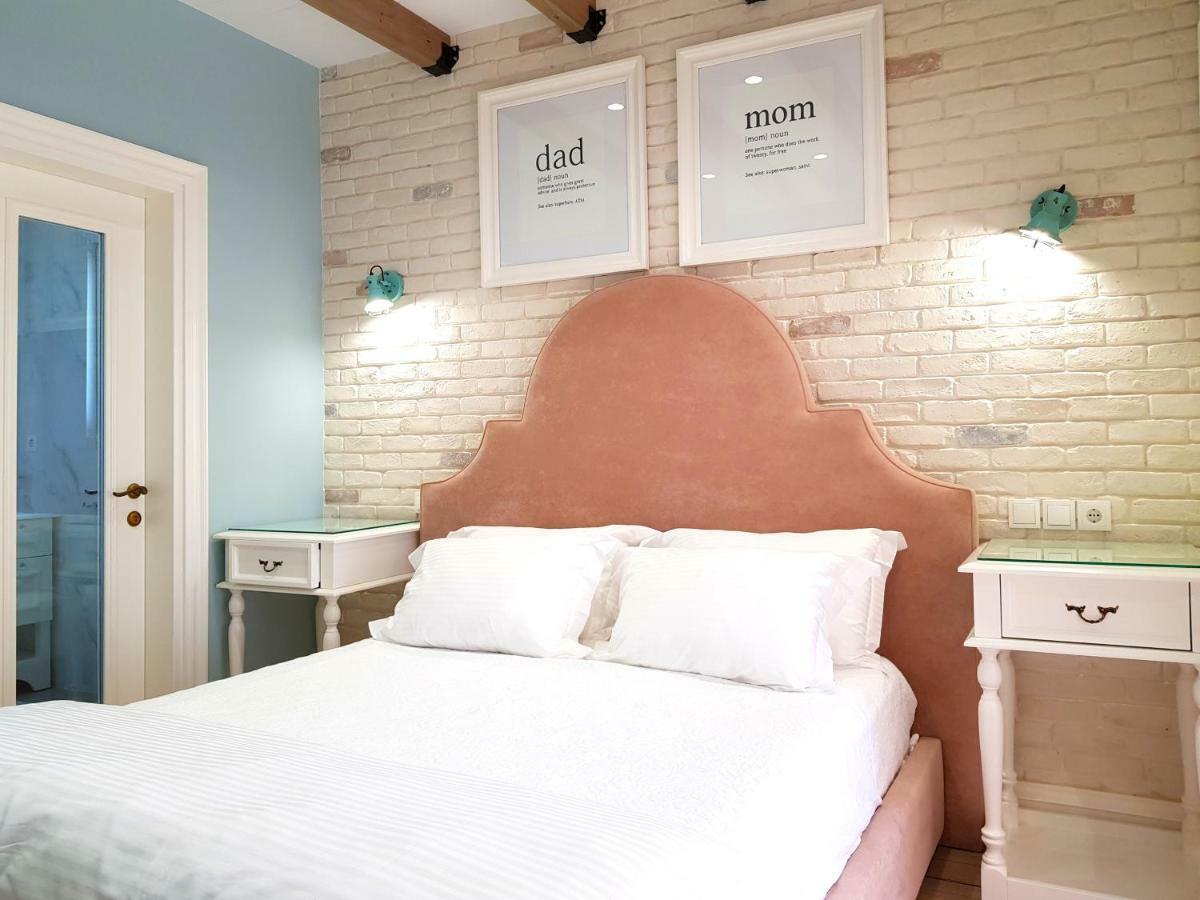 Limani Luxury Apartments Beachfront Sarandë Eksteriør billede